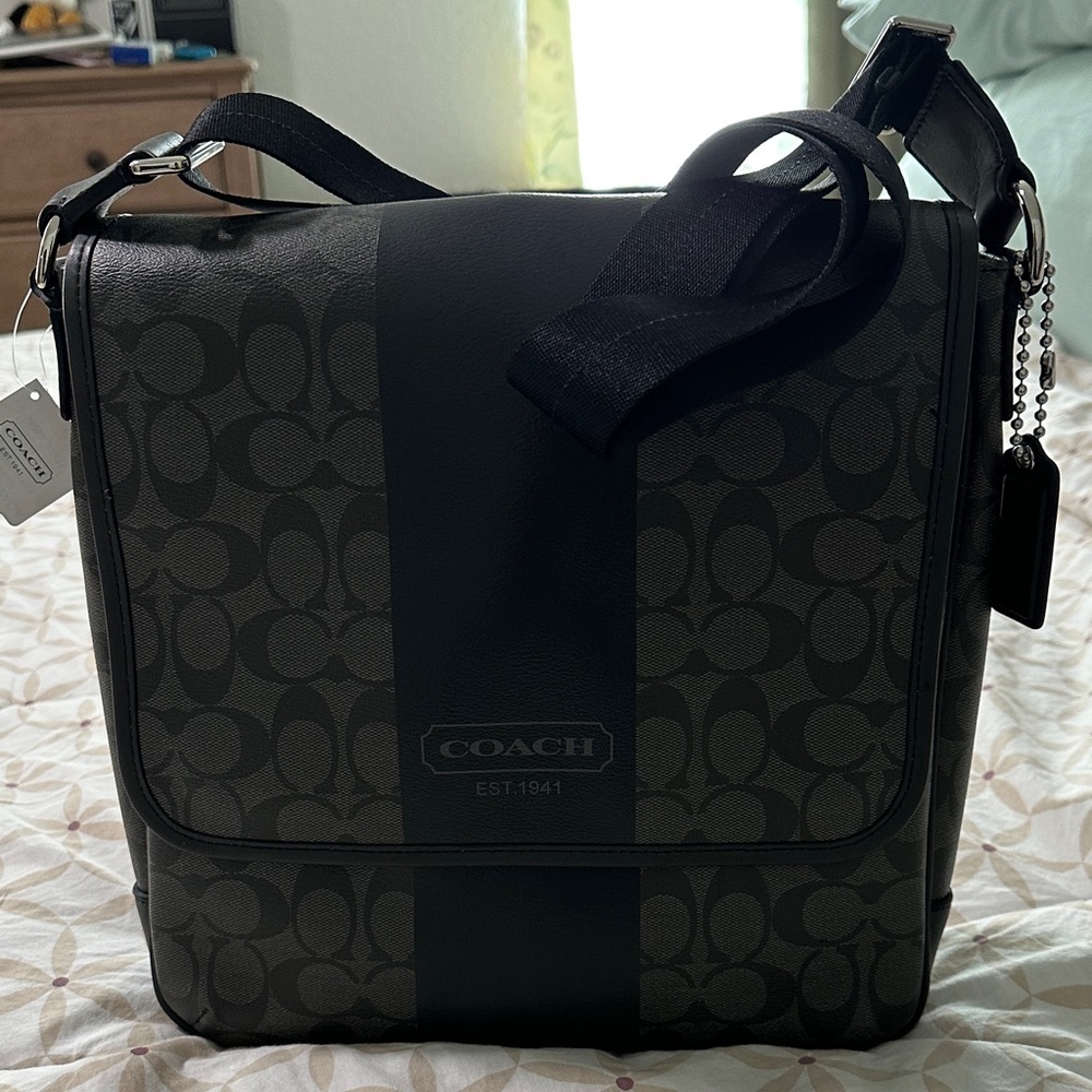 NWT‎ Coach Signature Black & Gray w/silver hardware Messenger Bag